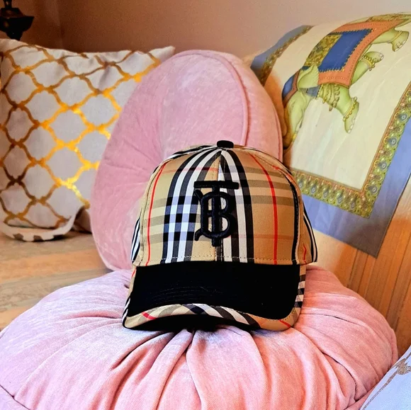 Burberry | Accessories | Burberry Unisex Tb Nova Check Cap  display picture 3